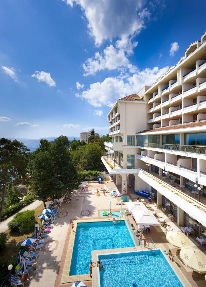 Hotel Excelsior - Liburnia Lovran Exterior foto